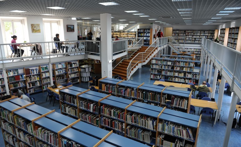 biblioteca-de-leiria-leva-historias-que-abracam-alunos-com-necessidades-educativas