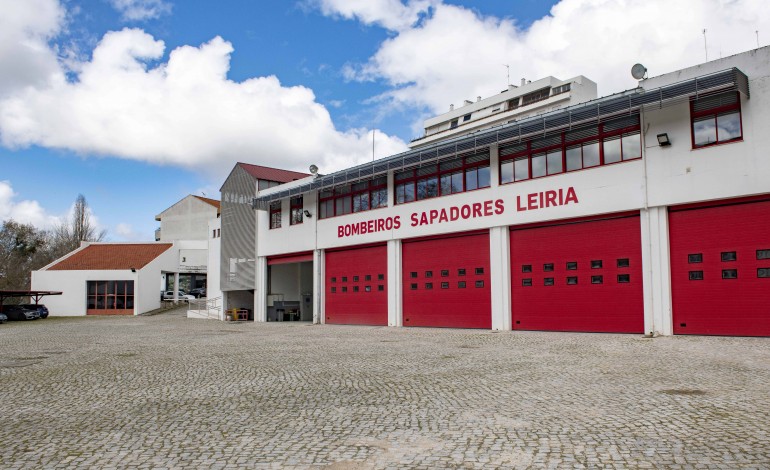 mulher-em-estado-grave-apos-ser-esfaqueada-em-leiria