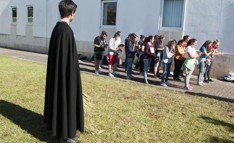 praxe-ecologica-no-politecnico-de-leiria-limpa-praias-em-peniche-5130