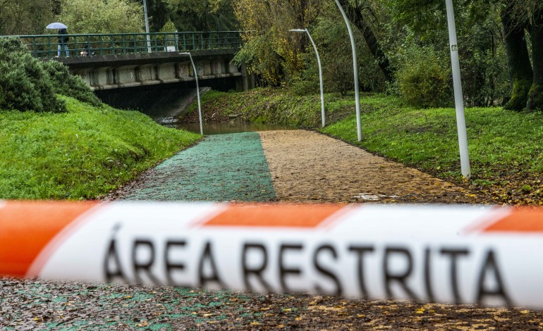 Leiria foi também sujeita a chuvas torrenciais