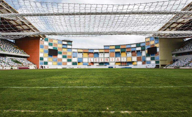 camara-de-leiria-garante-prioridade-a-uniao-no-estadio-sobre-as-sad-do-belenenses-e-do-estrela-da-amadora