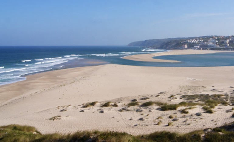 foi-reaberta-a-ligacao-da-lagoa-de-obidos-ao-mar