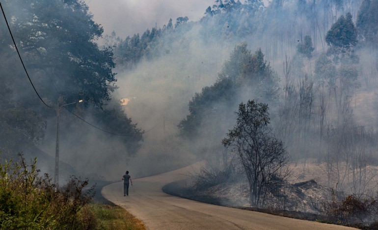 incendios-em-ourem-em-fase-de-resolucao