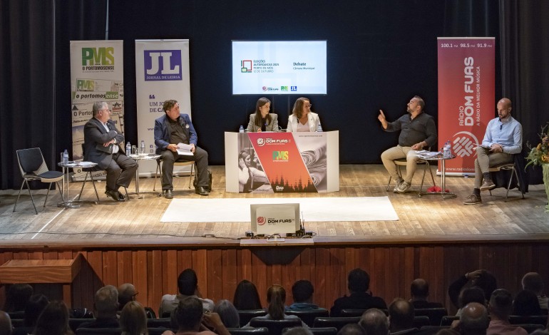 debate-em-porto-de-mos-trocas-de-galhardetes-uma-falta-e-um-minuto-de-silencio-recusado