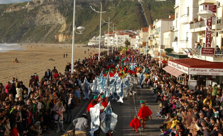 na-pai-pa-para-o-carnaval-2018-na-avenida-marginal-da-praia-7499