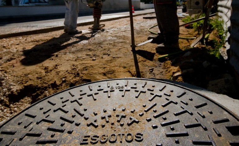 camara-avanca-com-obras-na-rede-de-agua-e-saneamento-na-bajouca-sismaria-e-carreira-3801