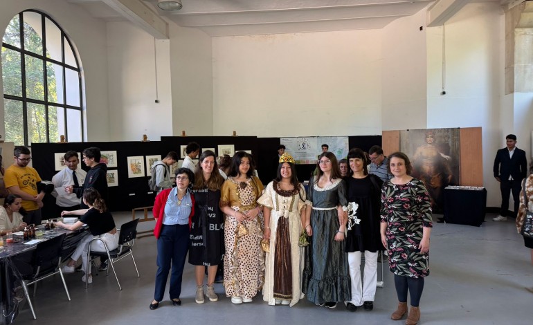 alunos-de-caldas-da-rainha-criam-rota-turistica-com-base-na-rainha-d-leonor