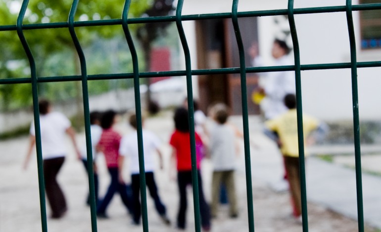 milhares-de-alunos-sem-aulas-na-regiao