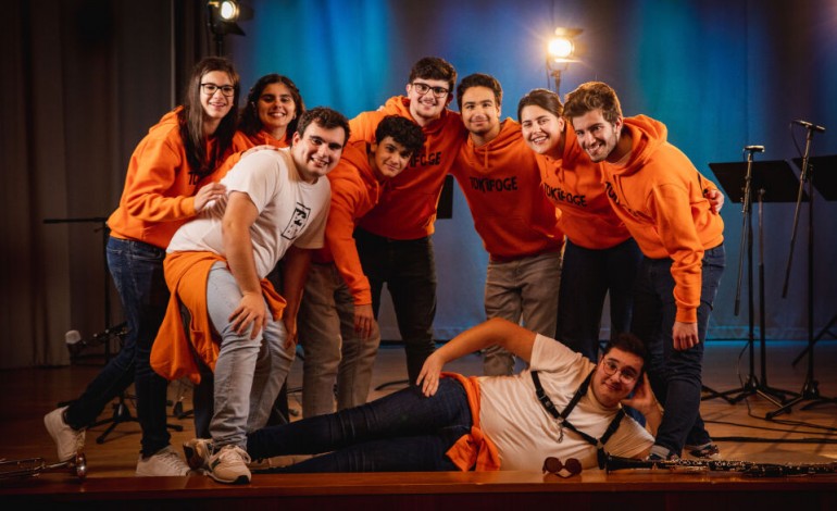 sinopse-em-sala-e-na-rua-ha-musica-danca-e-teatro-para-todas-as-idades