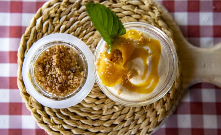 No final chegaram a tradicional brisa do Lis e um mascarpone fresco com crumble