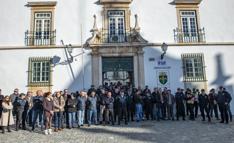 Agentes estiveram parados cerca de meia-hora em Leiria