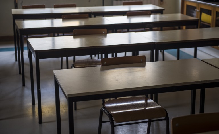 pais-de-sao-bento-pedem-melhorias-em-escola