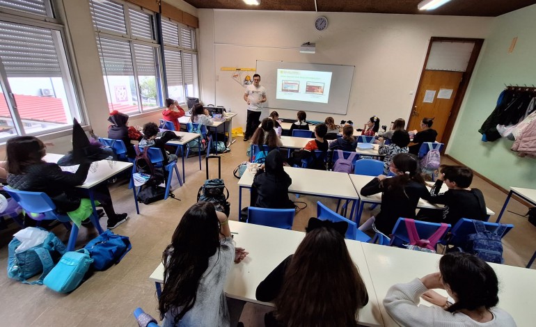 ipl-dinamiza-palestras-sobre-poupanca-em-escolas-do-ensino-basico-e-secundario