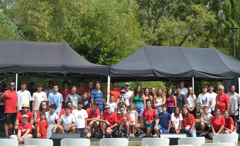 linha-music-camp-quatro-dias-a-aprender-musica-e-construir-amizades
