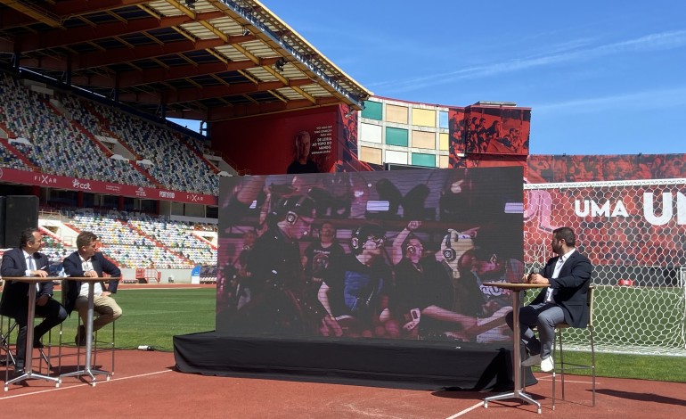 mil-musicos-vao-tocar-em-simultaneo-no-estadio-de-leiria-num-espectaculo-unico-em-portugal