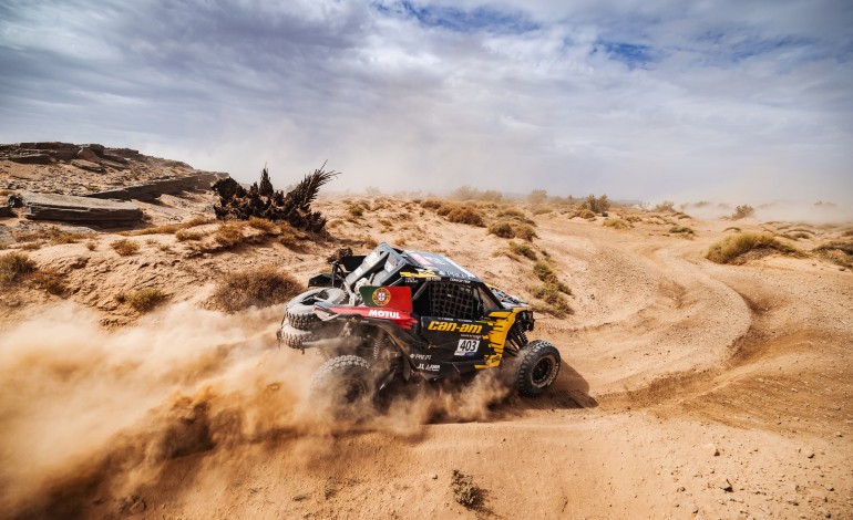 Piloto assegurou triunfo à Geral na categoria T4, a mesma onde competirá no próximo Dakar