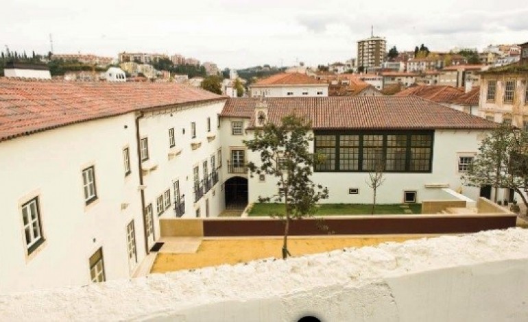 fundacao-e-caixa-de-leiria-oferecem-cinco-ventiladores-ao-centro-hospitalar-de-leiria