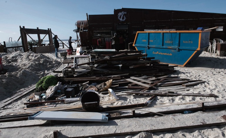 ministerio-da-educacao-vai-rever-rede-escolar-nos-concelhos-mais-afectados