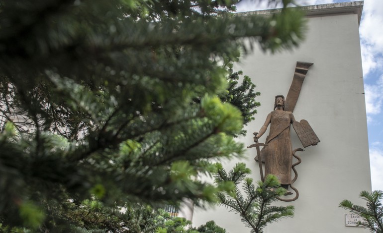 homem-julgado-em-leiria-por-um-crime-de-homicidio-consumado-e-dois-tentados