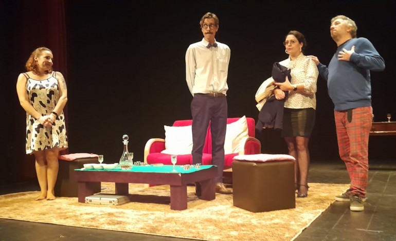 regressa-a-meia-maratona-de-teatro-do-apollo-em-peras-ruivas