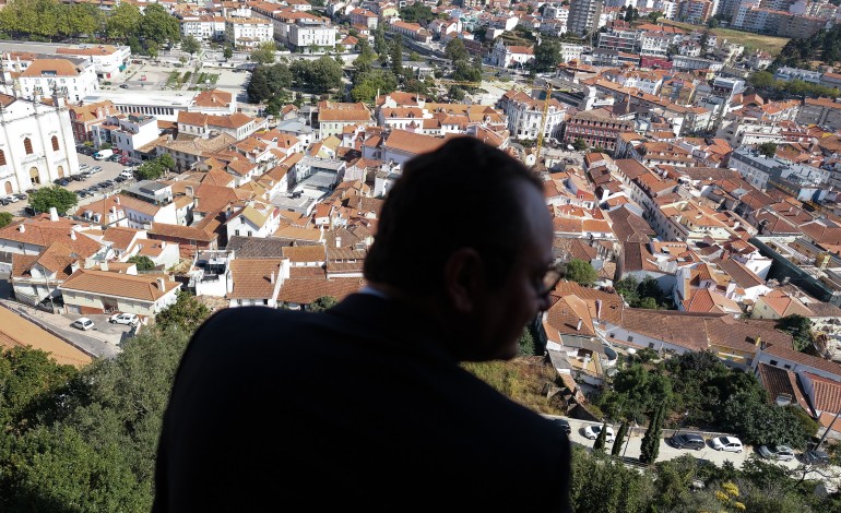 municipio-de-leiria-anuncia-novos-apoios-e-mais-medidas-de-controlo-da-pandemia