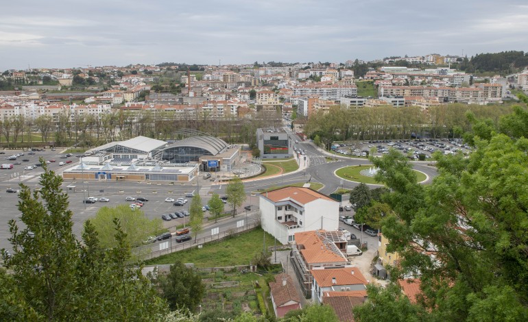 covid-19-concelho-de-leiria-volta-a-ter-mais-de-100-casos-activos