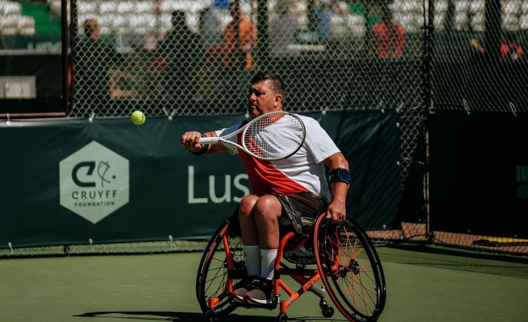 tenis-deu-nova-vida-a-pombalense-carlos-leitao-apos-queda-que-o-deixou-paraplegico