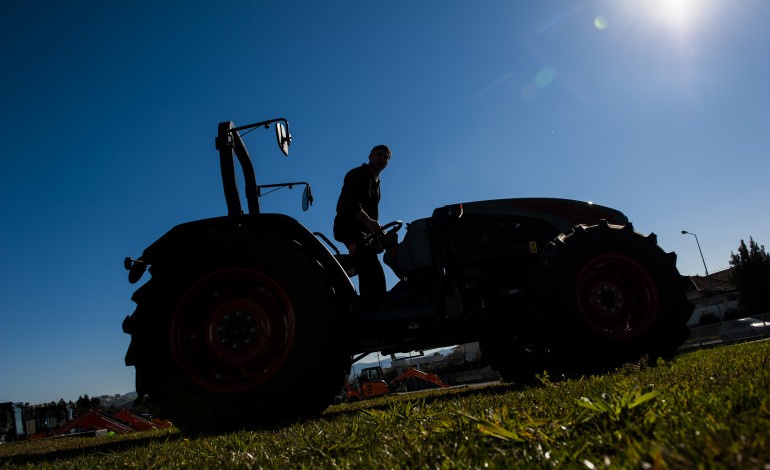 agricultores-de-alcobaca-bombarral-caldas-da-rainha-e-obidos-participam-em-marcha-lenta-na-nacional-8