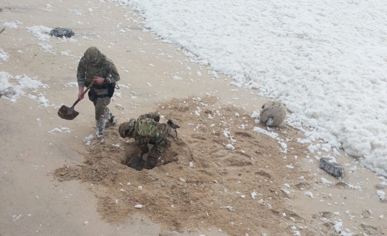 marinha-neutraliza-objecto-suspeito-encontrado-na-praia-de-sao-pedro-de-moel