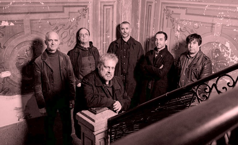 agenda-mao-morta-artistas-unidos-e-salvador-martinha