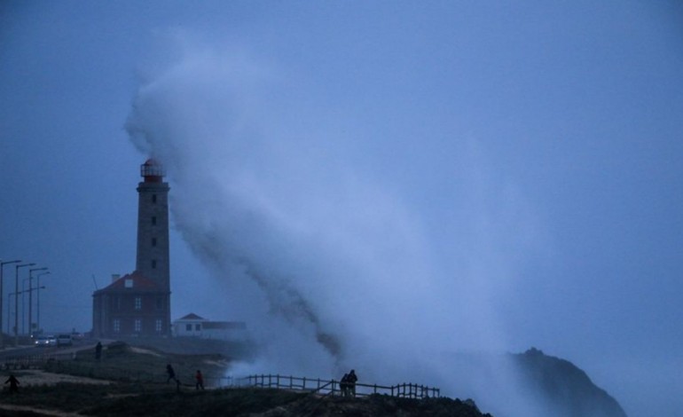 ja-viu-esta-fotografia-da-tempestade-que-se-abateu-sobre-sao-pedro-de-moel-5878