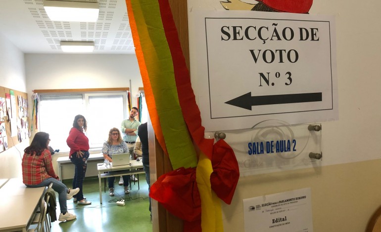 problemas-tecnicos-dificultam-votacao-em-pedrogao-grande
