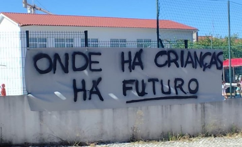 pais-nao-aceitam-fim-do-pre-escolar-na-guimarota