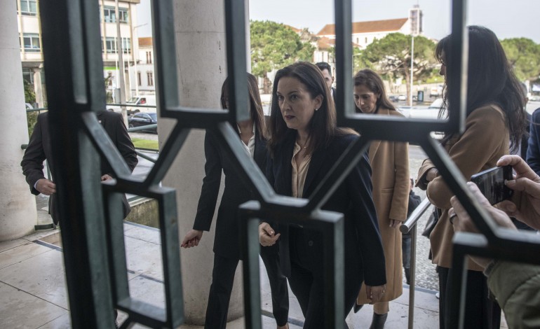 ministra-descarta-construcao-de-novo-palacio-da-justica-em-leiria