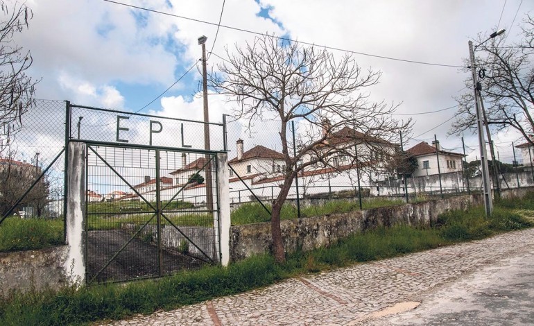 ministerio-da-justica-admite-ceder-casas-do-bairro-da-prisao-de-leiria-a-camara