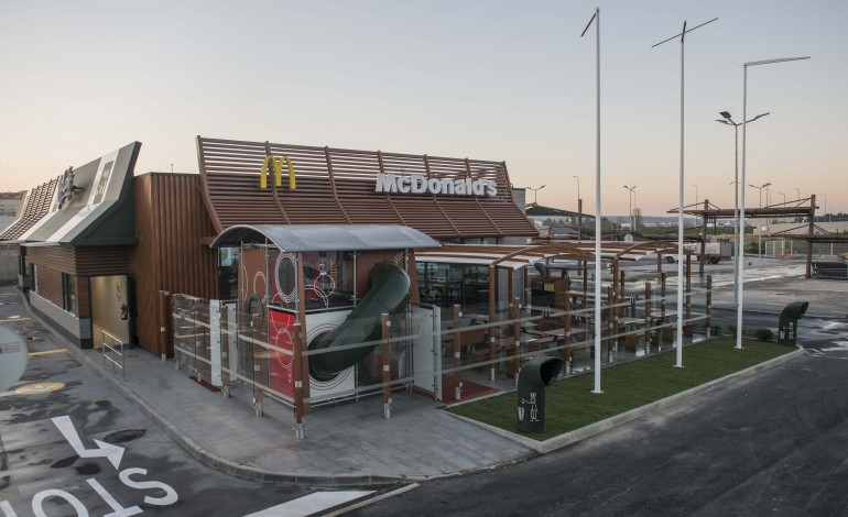 abriu-restaurante-mcdonalds-no-lis-shopping