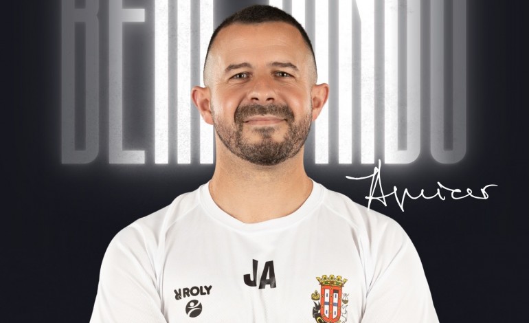 garra-e-resistencia-levam-caldas-a-desviar-joao-aguiar-da-equipa-b-para-os-seniores