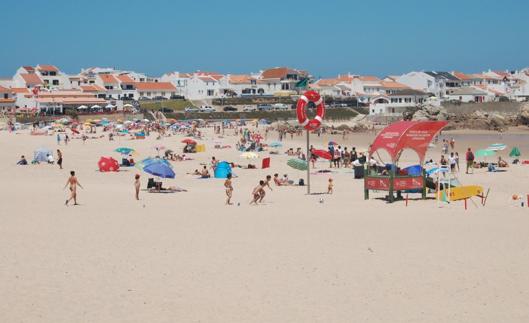 praias-de-peniche-ganham-novo-quilometro-de-passadicos