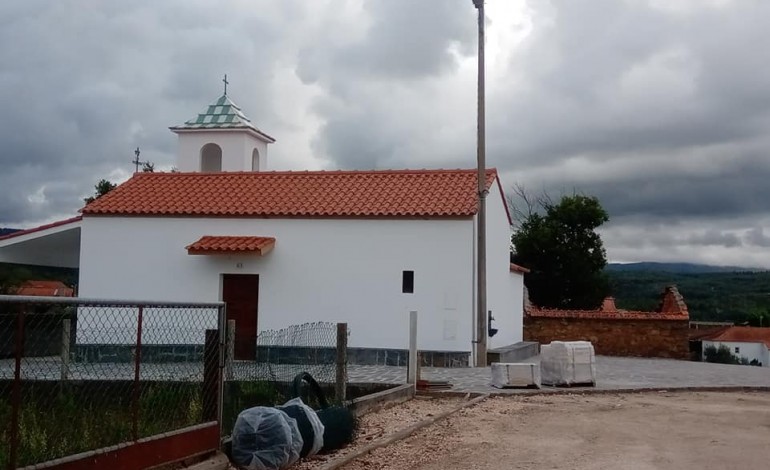 capela-de-adega-renasce-das-cinzas-quatro-anos-apos-o-incendio-de-pedrogao-grande