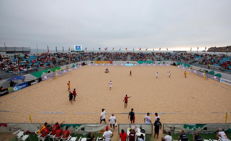 Jogos Europeus. Portugal goleia Chéquia em futebol de praia feminino