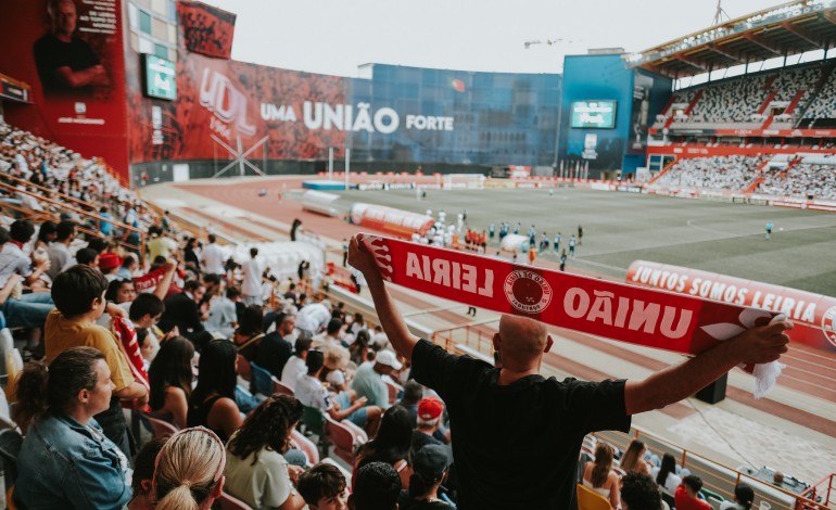 atribuicao-de-titulos-de-socio-honorario-viola-estatutos-da-uniao-de-leiria