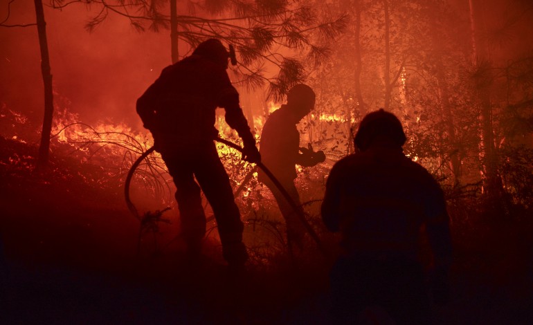 governo-deixa-de-fora-dos-apoios-as-vitimas-de-incendio-na-freguesia-de-abiul