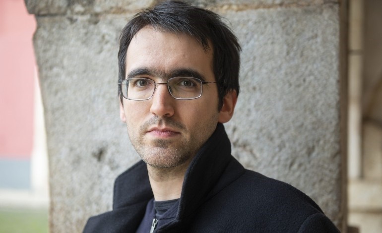 joao-costa-ferreira-lanca-album-dedicado-a-armande-de-polignac