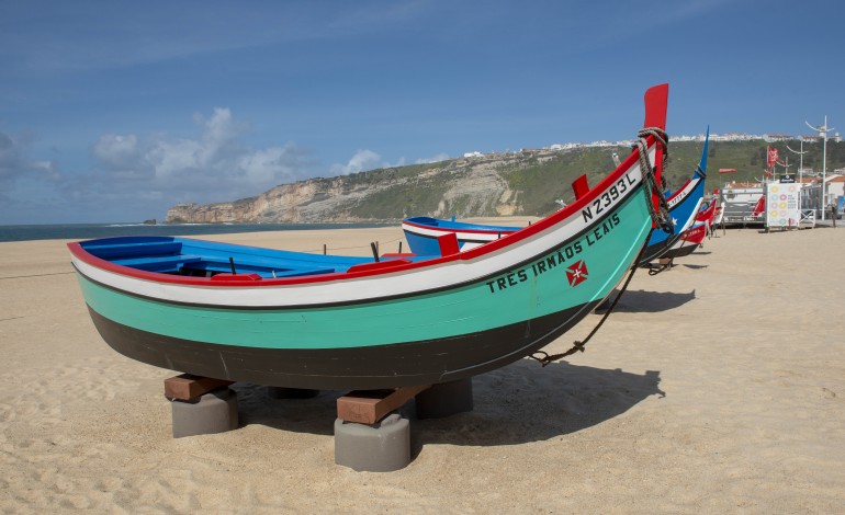 Três Irmãos Leais - Foi a última embarcação de arte xávega na Nazaré. Entre 1995 e 2011, a embarcação e a respectiva companha recriaram esta pesca tradicional durante os meses de Maio e Junho.