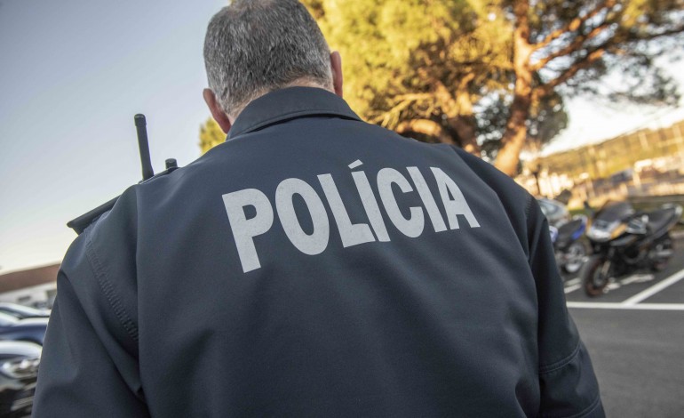grupo-esfaqueia-jovem-de-20-anos-na-feira-de-leiria