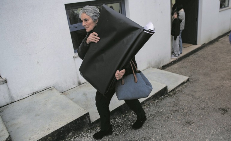 municipio-de-leiria-interveio-em-500-telhados-e-disponibilizou-mais-de-17-milhoes-de-m2-de-lonas