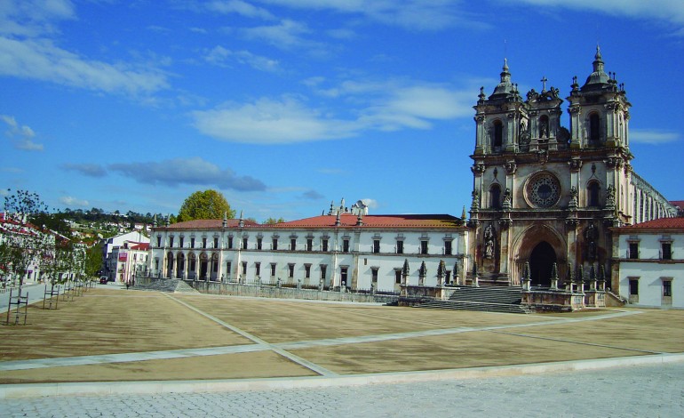 alcobaca-cria-novo-nucleo-local-para-a-infancia