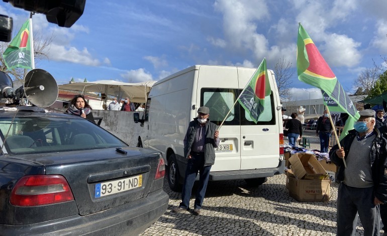 agricultores-do-distrito-de-leiria-manifestam-se-em-porto-de-mos