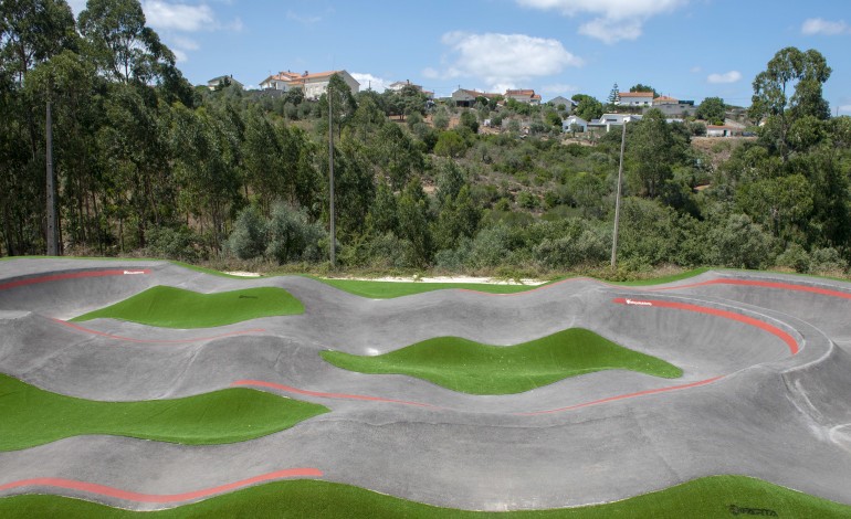 pista-de-pump-track-da-loureira-e-inaugurada-este-sabado