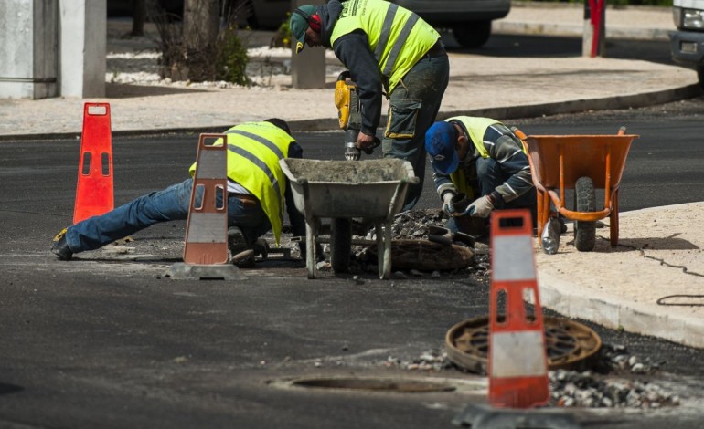 obras-publicas-precos-irrealistas-deixam-concursos-sem-concorrentes-8450